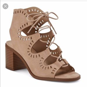 Light pink Mossimo wedge heals